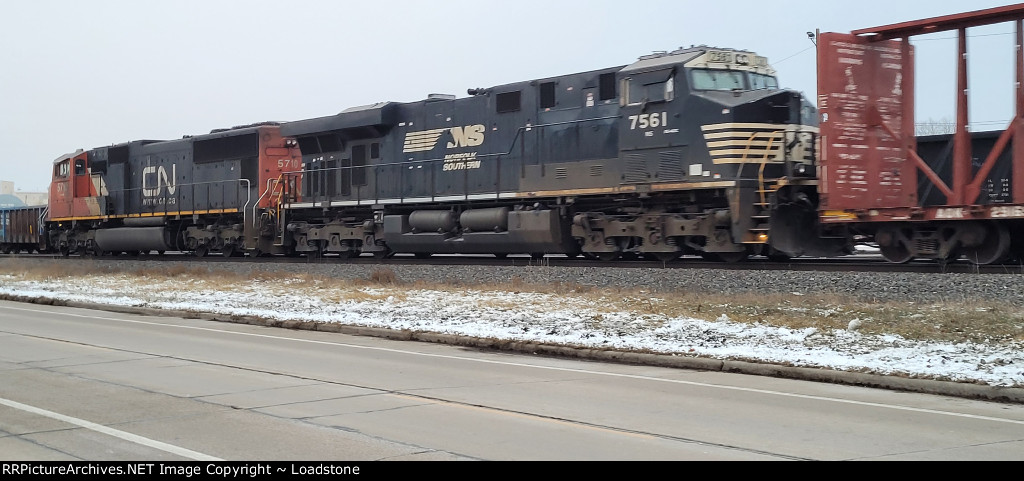 NS 7561 CN 5710